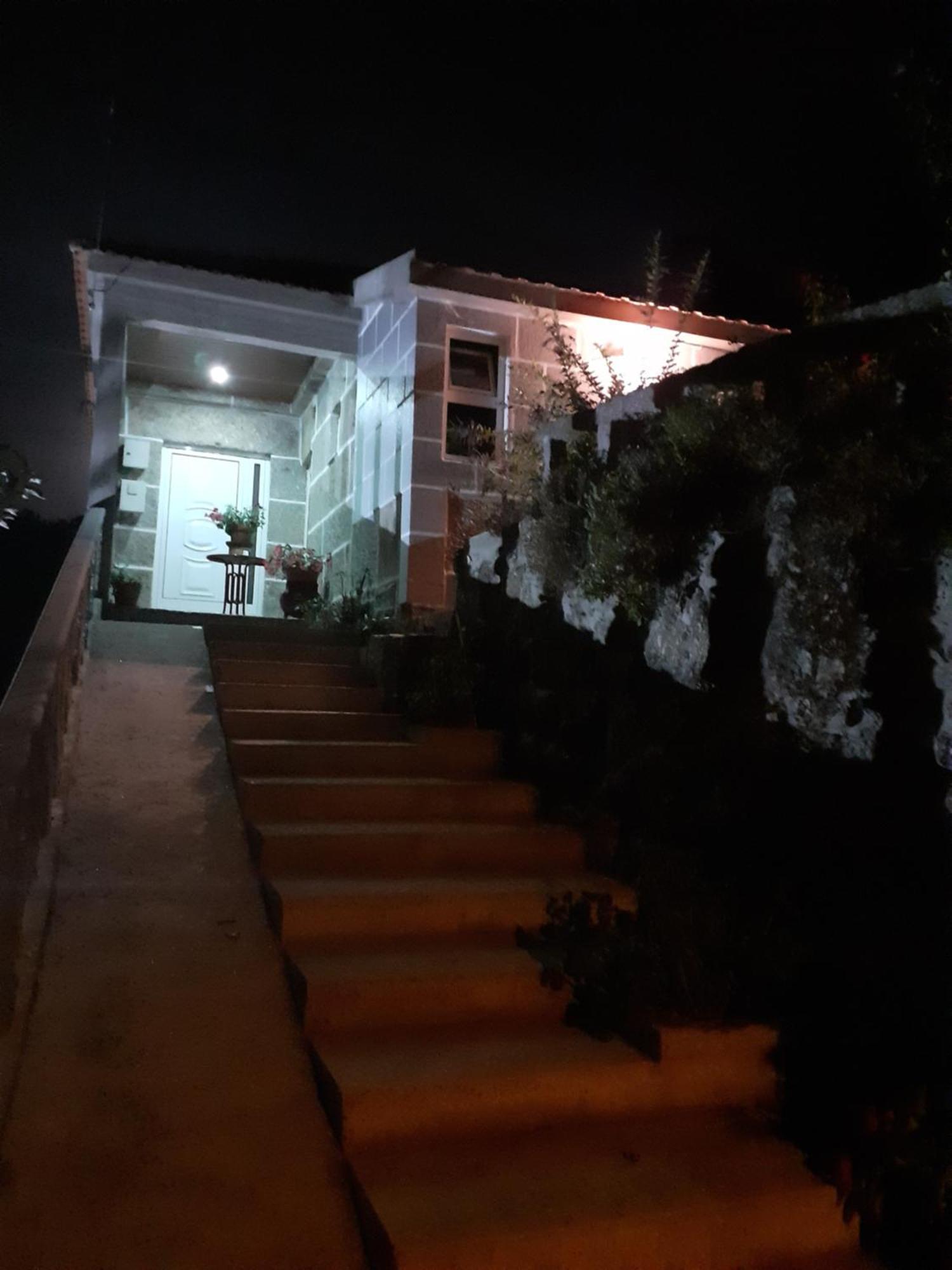 Casa Leiras Holiday home